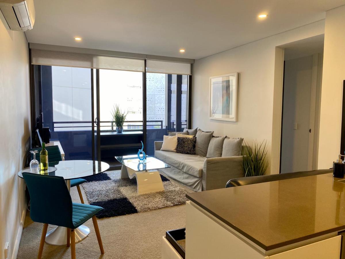 Governor Luxe 1 Bedroom Apartment In The Heart Of Barton Wifi Gym Wine Secure Parking Canberra Kingston 외부 사진