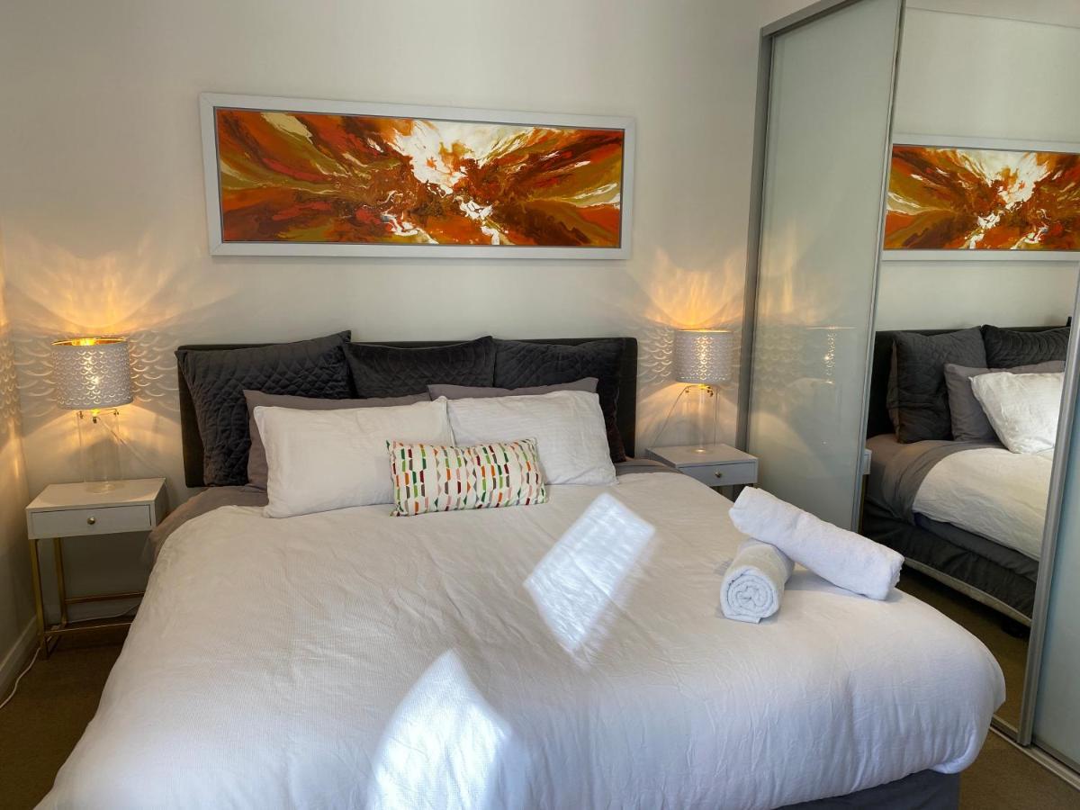Governor Luxe 1 Bedroom Apartment In The Heart Of Barton Wifi Gym Wine Secure Parking Canberra Kingston 외부 사진