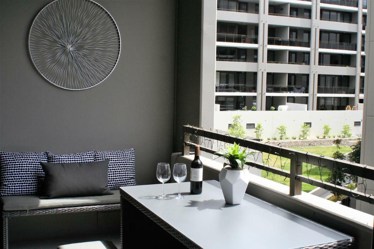 Governor Luxe 1 Bedroom Apartment In The Heart Of Barton Wifi Gym Wine Secure Parking Canberra Kingston 외부 사진