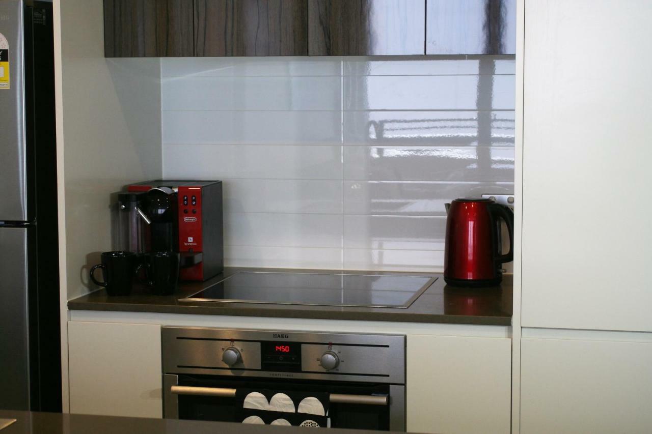 Governor Luxe 1 Bedroom Apartment In The Heart Of Barton Wifi Gym Wine Secure Parking Canberra Kingston 외부 사진